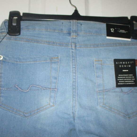 7 FOR ALL MANKIND SLIMMY Boys Size 14 Light Wash Stretch Denim Jeans - Picture 4 of 11